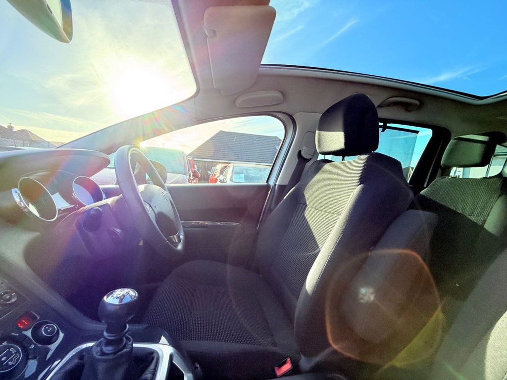 Used Peugeot 5008 2012 for sale - 77227446: Photo 34