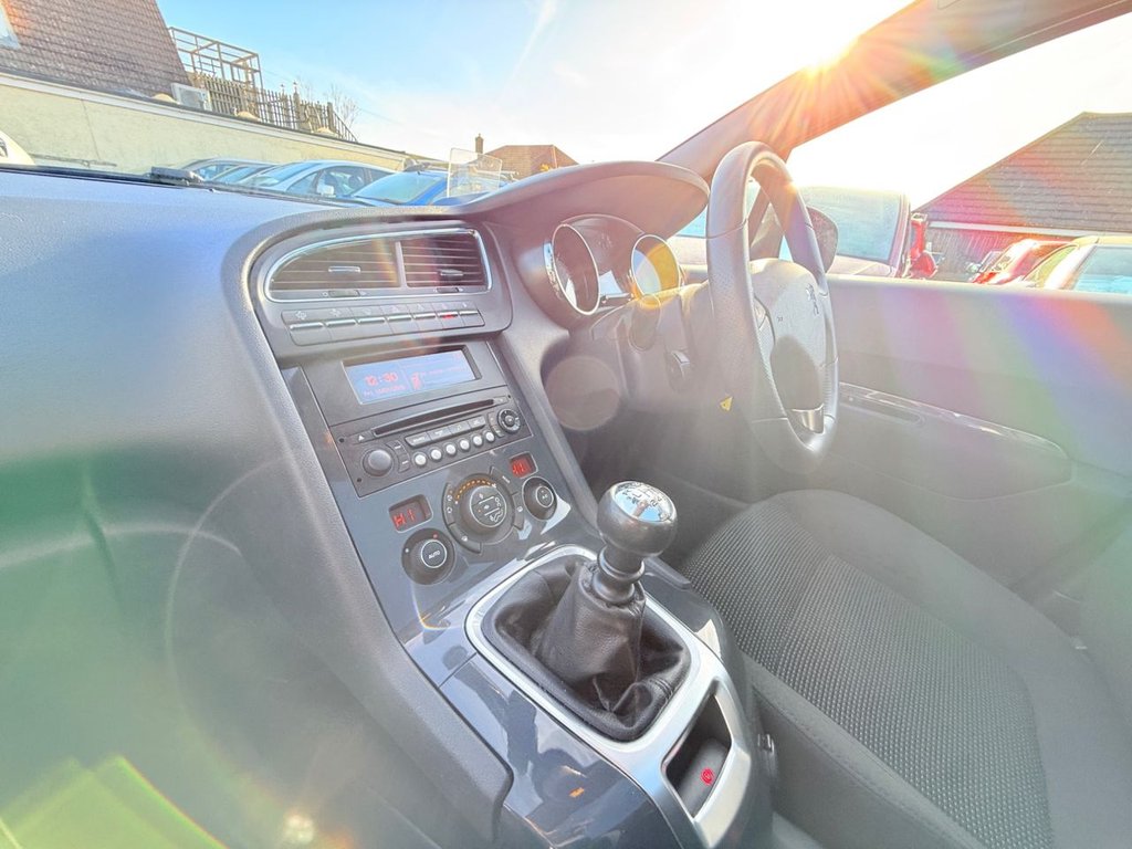 Used Peugeot 5008 2012 for sale - 77227446: Photo 35