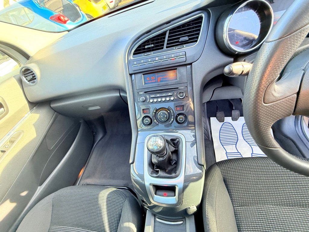 Used Peugeot 5008 2012 for sale - 77227446: Photo 37