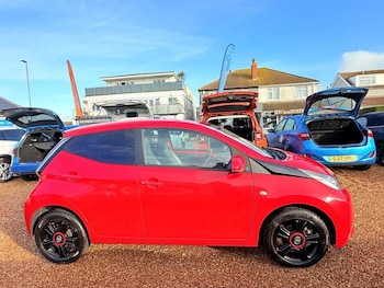 Used Toyota AYGO 2014 for sale - 76520601: Photo
