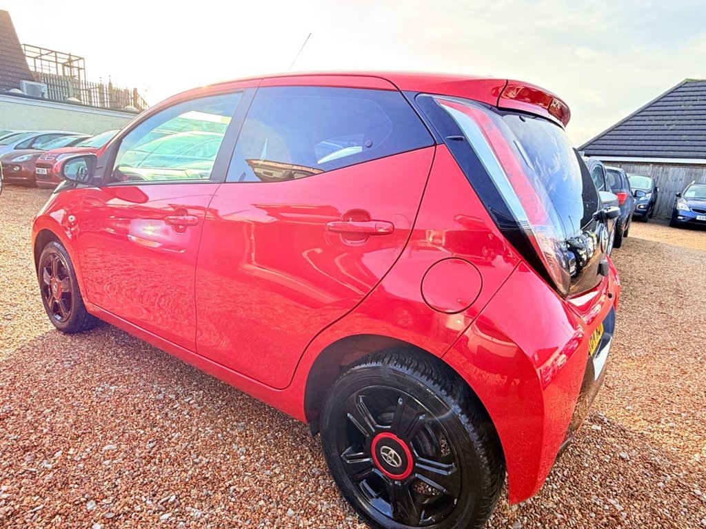Used Toyota AYGO 2014 for sale - 76520601: Photo 3