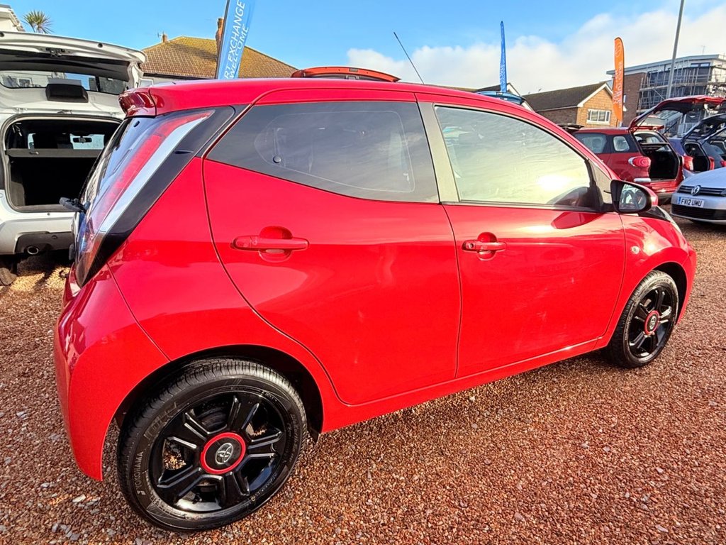 Used Toyota AYGO 2014 for sale - 76520601: Photo 6