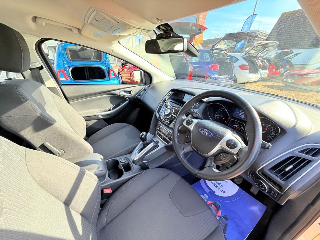 Used Ford Focus 2011 for sale - 77976355: Photo 14