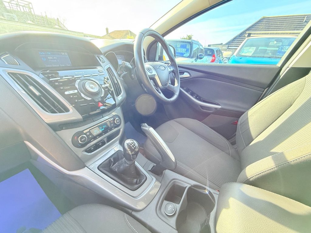 Used Ford Focus 2011 for sale - 77976355: Photo 25