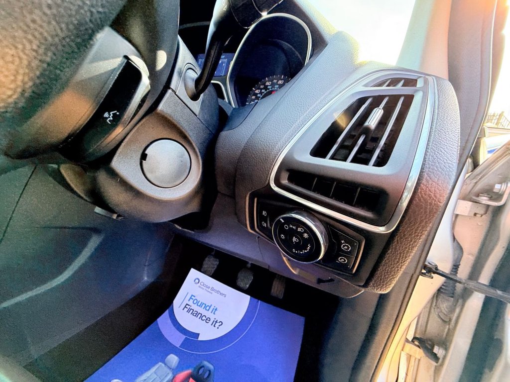 Used Ford Focus 2011 for sale - 77976355: Photo 31