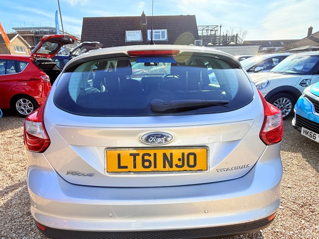 Used Ford Focus 2011 for sale - 77976355: Photo 5