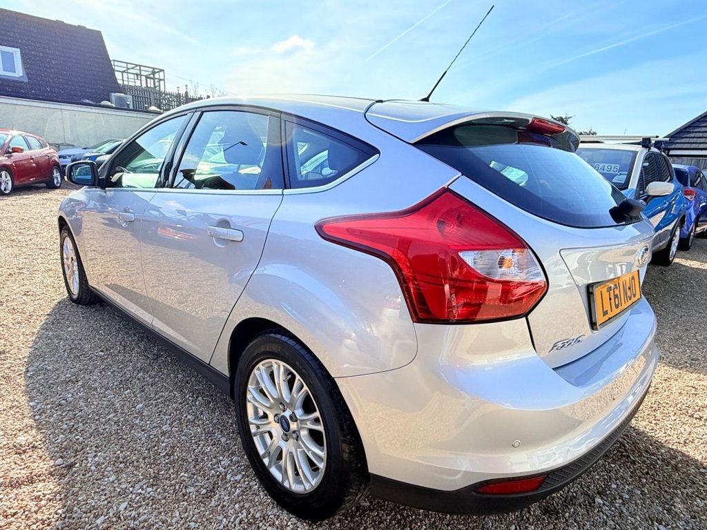 Used Ford Focus 2011 for sale - 77976355: Photo 8