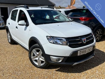 Used Dacia Sandero Stepway 2016 for sale - 79667361: Photo