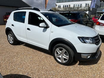 Used Dacia Sandero Stepway 2016 for sale - 79667361: Photo