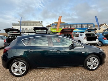 Used Vauxhall Astra 2014 for sale - 76962573: Photo