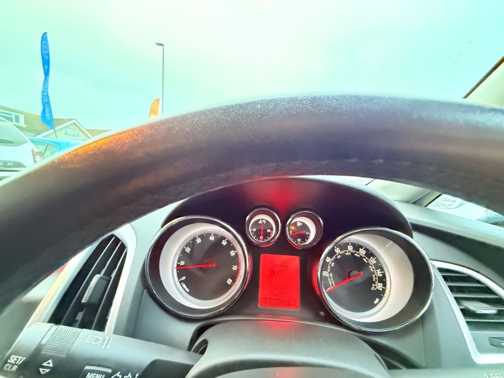 Used Vauxhall Astra 2014 for sale - 77038431: Photo 35