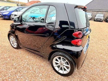Used smart fortwo 2014 for sale - 79843494: Photo