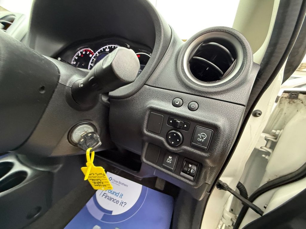 Used Nissan Note 2015 for sale - 77140185: Photo 32