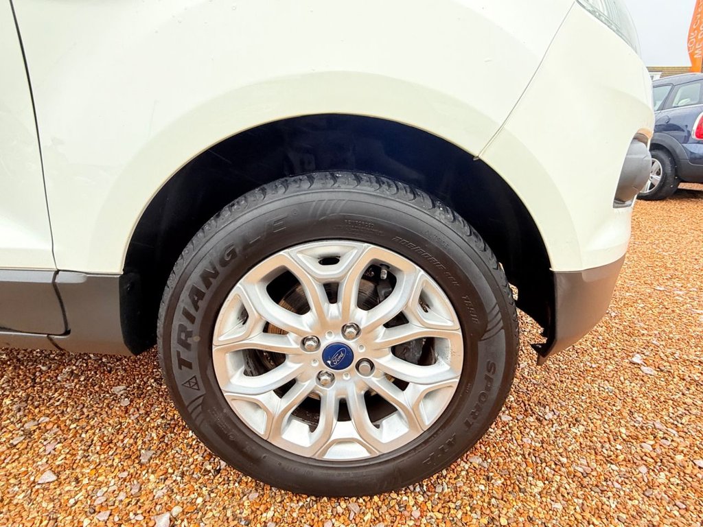 Used Ford Ecosport 2015 for sale - 77463863: Photo 13