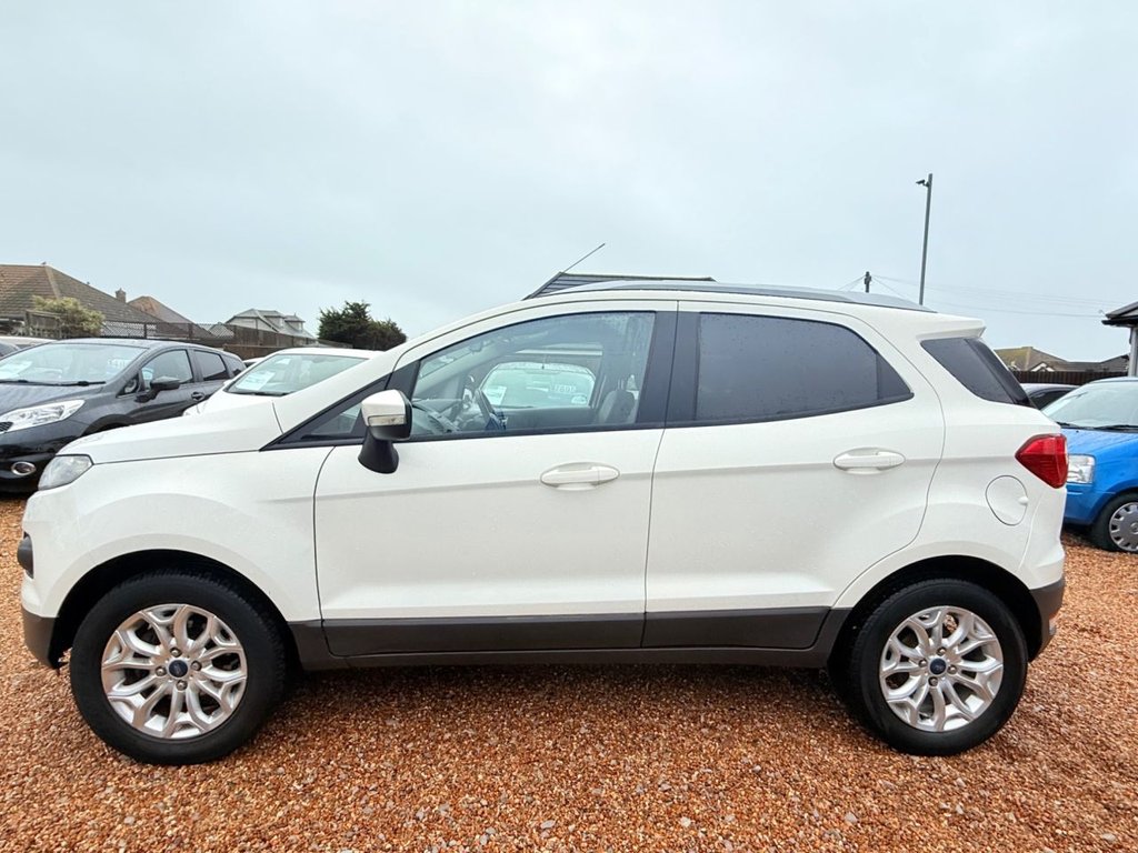 Used Ford Ecosport 2015 for sale - 77463863: Photo 5