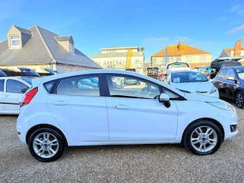 Used Ford Fiesta 2014 for sale - 77072725: Photo