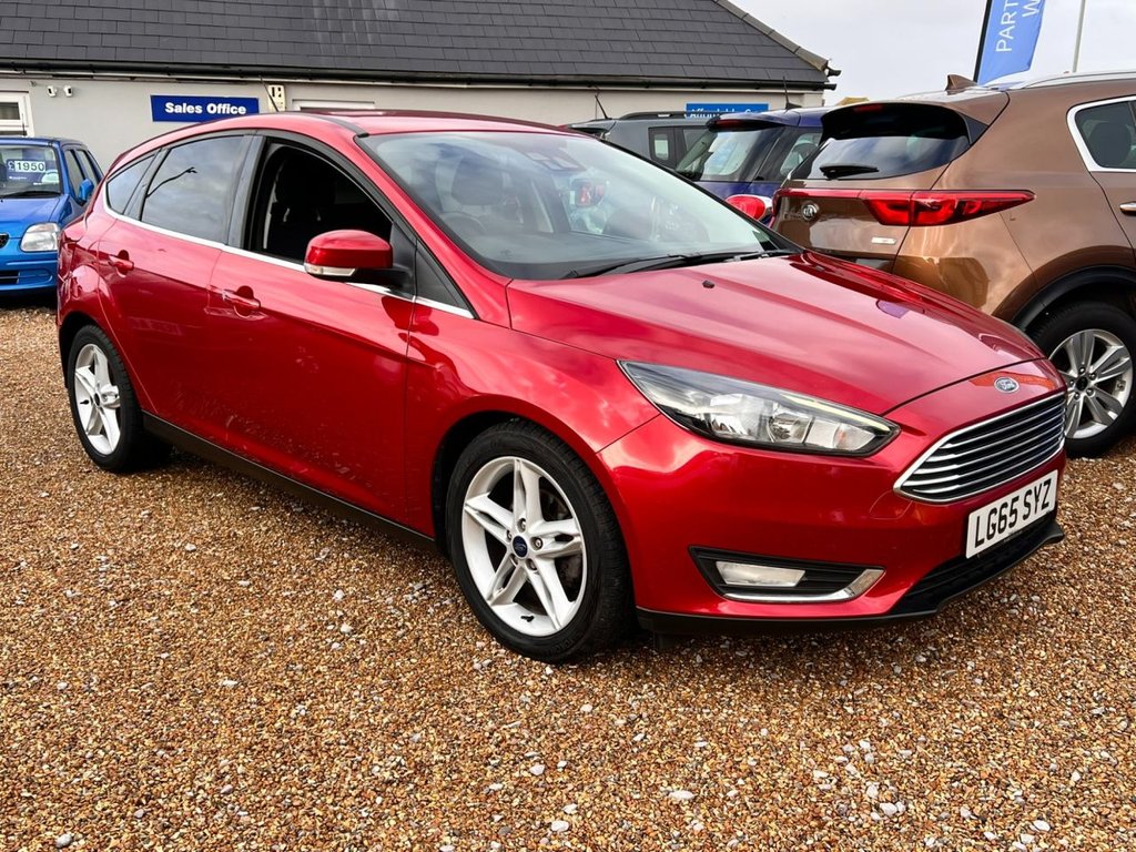 Used Ford Focus 2015 for sale - 77384010: Photo 2