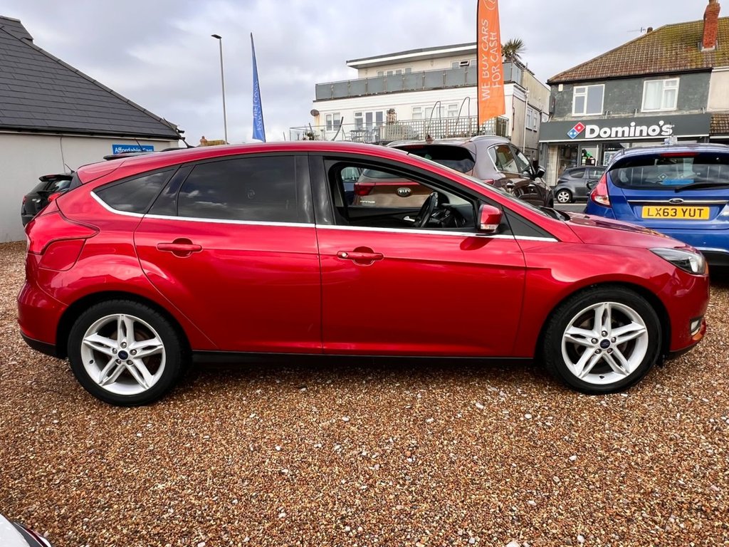 Used Ford Focus 2015 for sale - 77384010: Photo 5