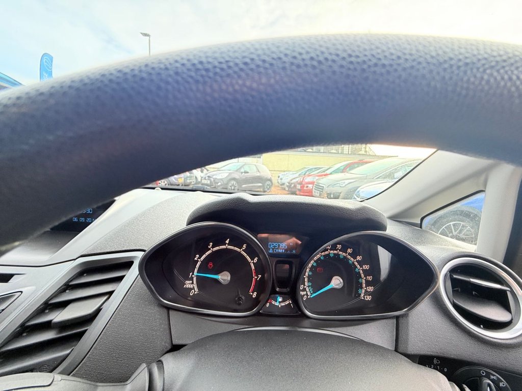 Used Ford Fiesta 2014 for sale - 76547163: Photo 32