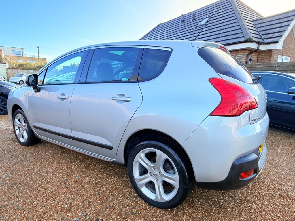 Used Peugeot 3008 2013 for sale - 77133704: Photo 8