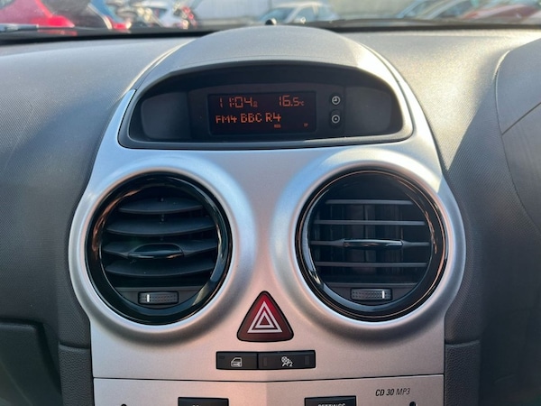 Used Vauxhall Corsa 2014 for sale - 76223422: Photo 28