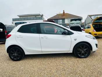 Used Mazda Mazda2 2015 for sale - 74885274: Photo