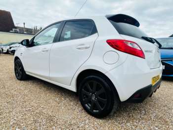 Used Mazda Mazda2 2015 for sale - 74885274: Photo