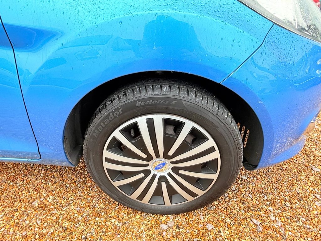 Used Ford Fiesta 2011 for sale - 77780769: Photo 15