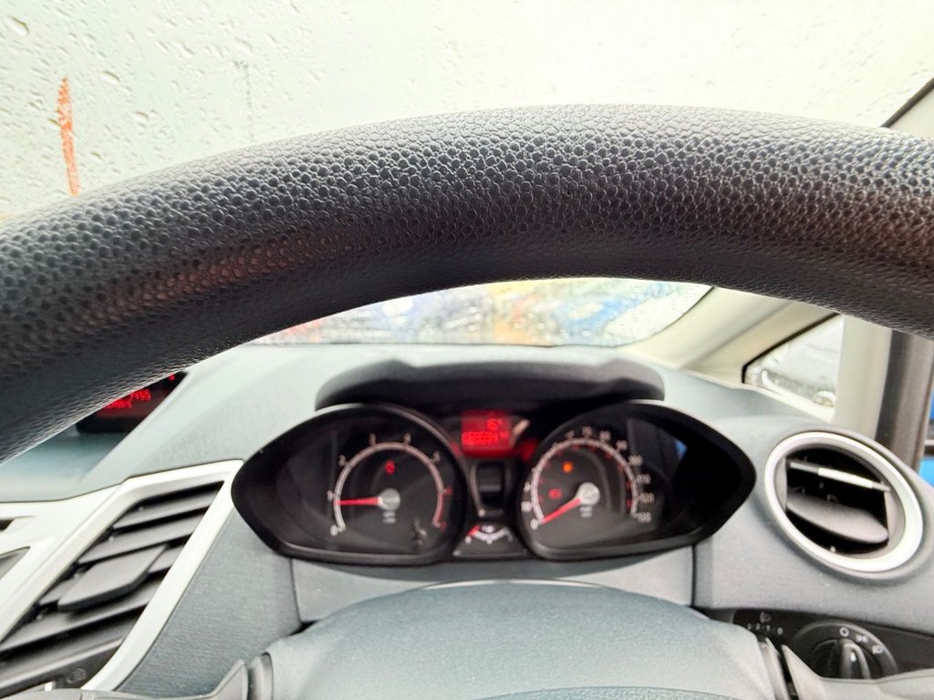 Used Ford Fiesta 2011 for sale - 77780769: Photo 25
