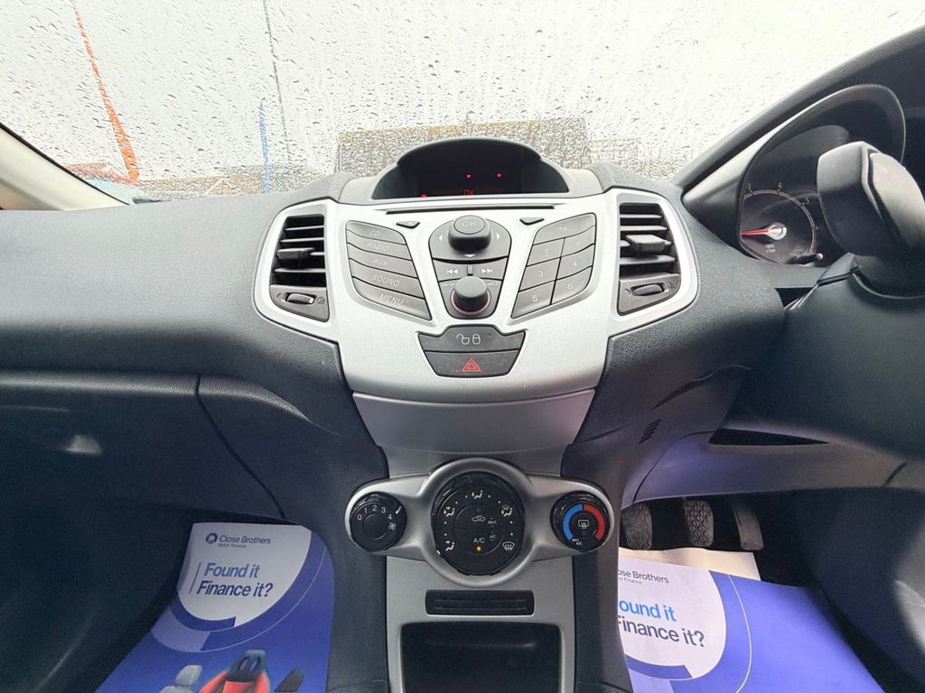 Used Ford Fiesta 2011 for sale - 77780769: Photo 28