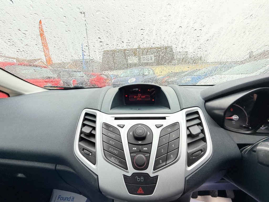 Used Ford Fiesta 2011 for sale - 77780769: Photo 30