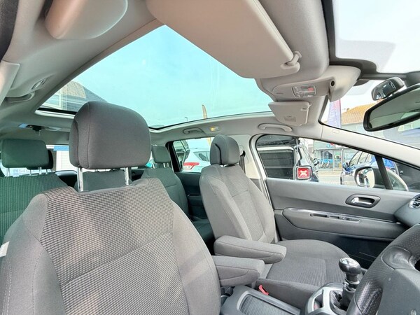 Used Peugeot 5008 2012 for sale - 76147757: Photo 13