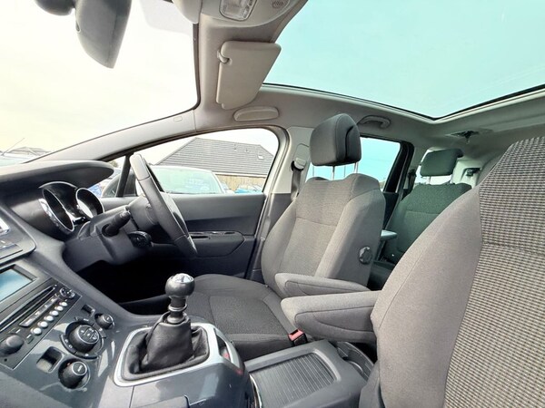 Used Peugeot 5008 2012 for sale - 76147757: Photo 31
