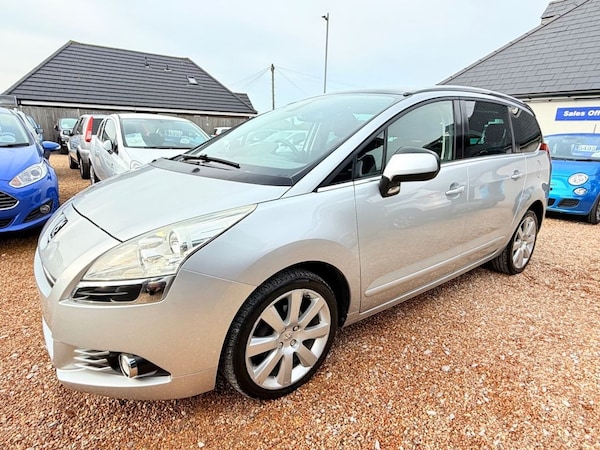 Used Peugeot 5008 2012 for sale - 76147757: Photo 5