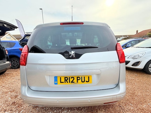 Used Peugeot 5008 2012 for sale - 76147757: Photo 8