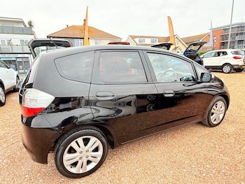 Used Honda Jazz 2010 for sale - 75527867: Photo
