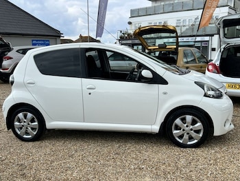 Used Toyota AYGO 2013 for sale - 75411346: Photo