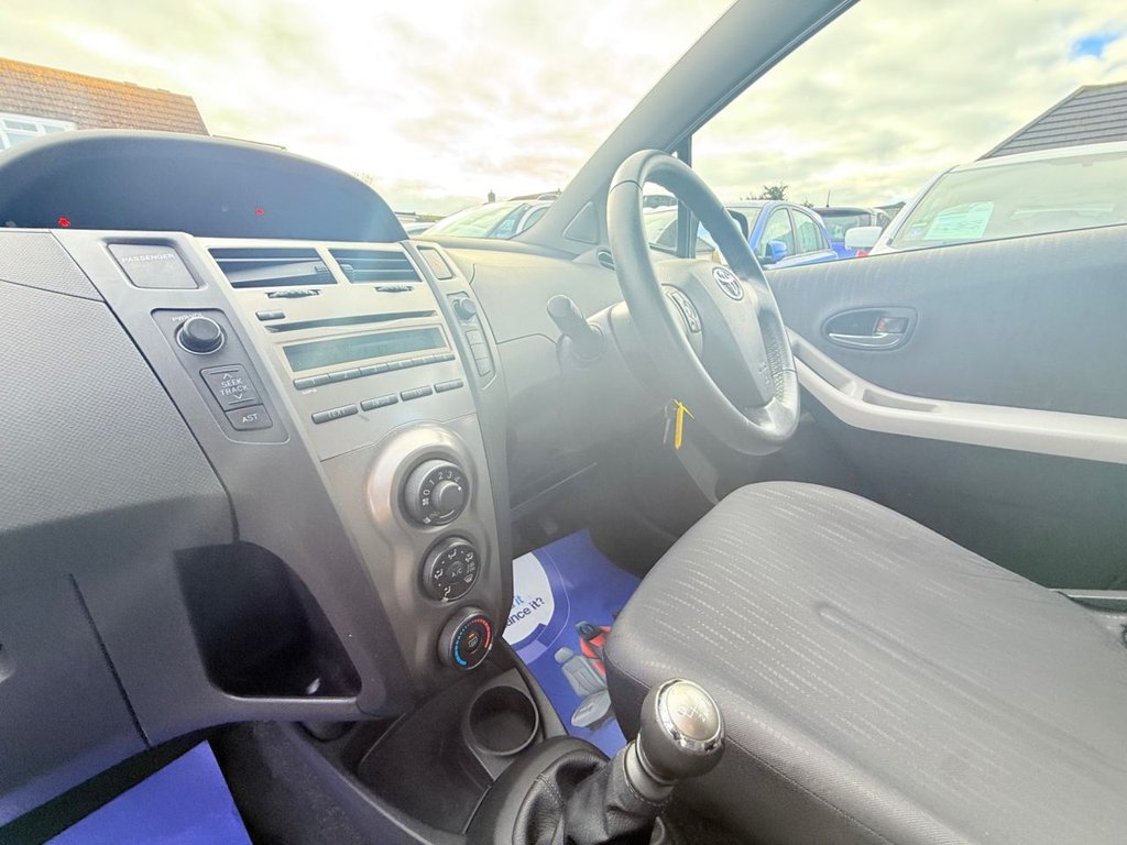 Used Toyota Yaris 2009 for sale - 77655449: Photo 25