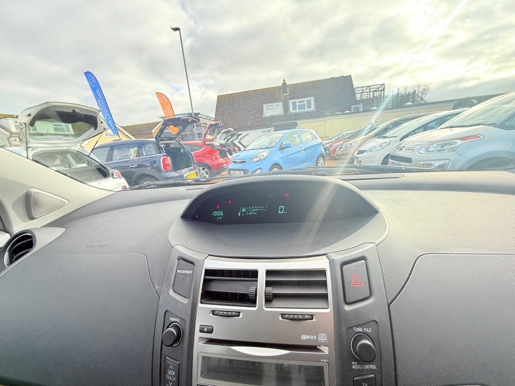 Used Toyota Yaris 2009 for sale - 77655449: Photo 30