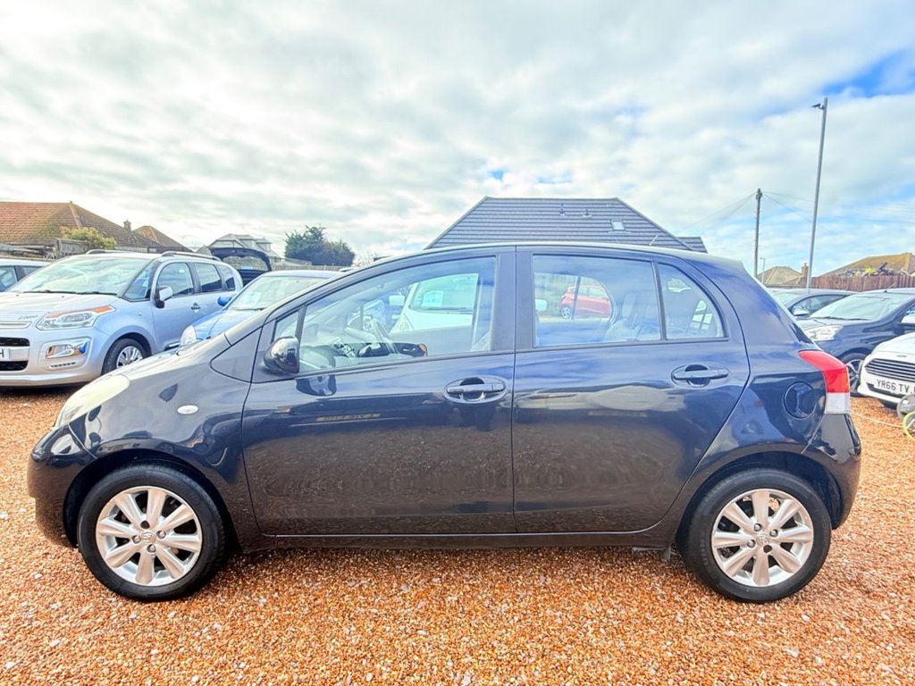 Used Toyota Yaris 2009 for sale - 77655449: Photo 5