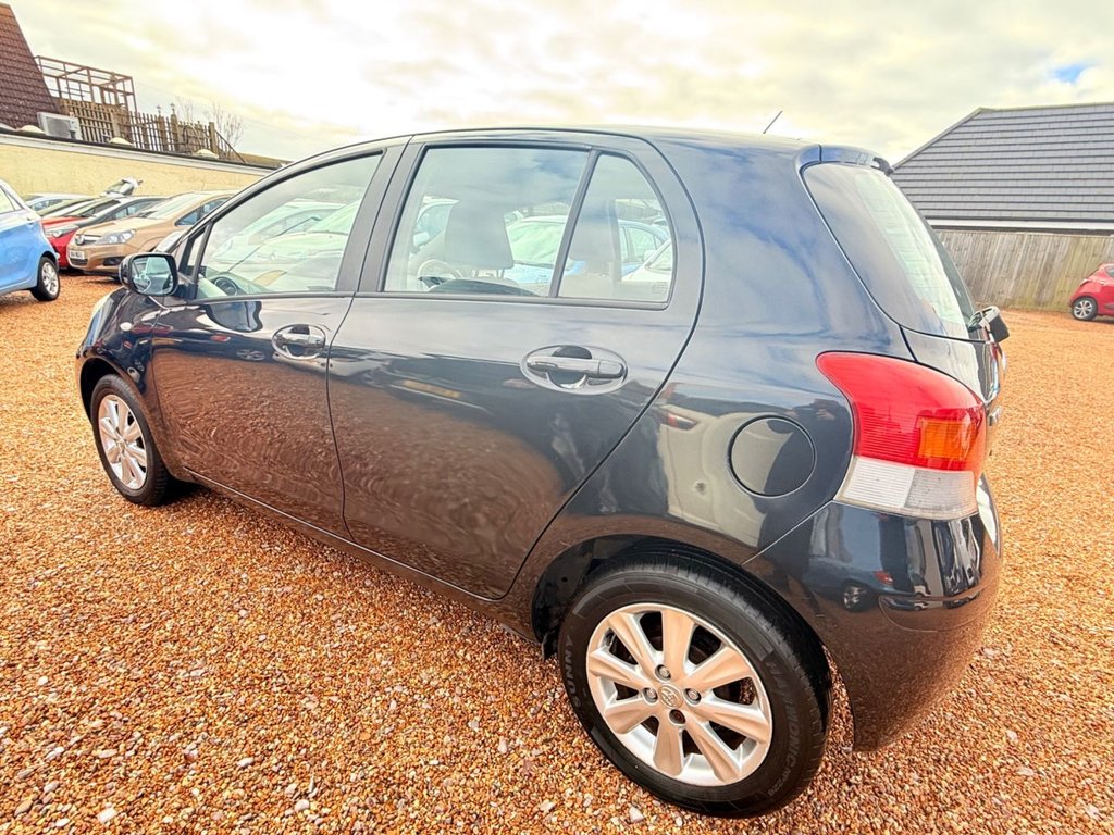 Used Toyota Yaris 2009 for sale - 77655449: Photo 6