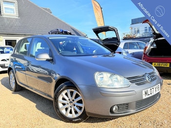 Volkswagen - Golf