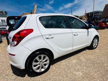 Used Hyundai i20 2014 for sale - 75149248: Photo