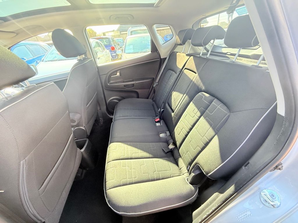 Used Kia Venga 2011 for sale - 76535663: Photo 24