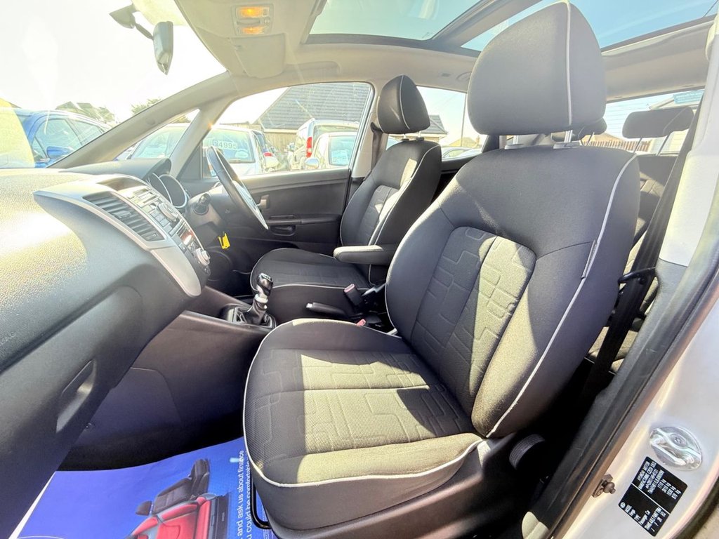 Used Kia Venga 2011 for sale - 76535663: Photo 27