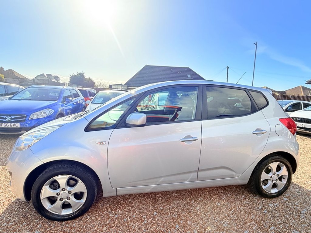 Used Kia Venga 2011 for sale - 76535663: Photo 9