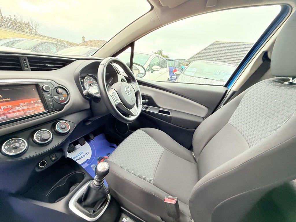 Used Toyota Yaris 2015 for sale - 77507866: Photo 24