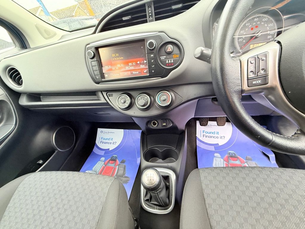 Used Toyota Yaris 2015 for sale - 77507866: Photo 26