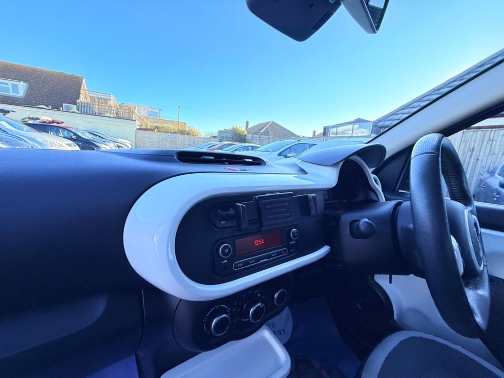 Used Renault Twingo 2015 for sale - 77110959: Photo 27