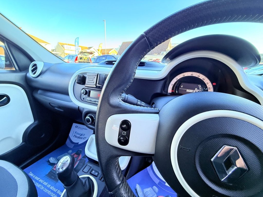 Used Renault Twingo 2015 for sale - 77110959: Photo 33